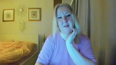 Nicole online show from 16, 2, 2026
