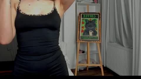 Snapshot of blonde_godess1 chatting on 24, 10, 2025 blonde_godess1 online show from 24, 10, 2025