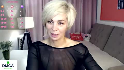 Snapshot of blondemommy_77 chatting on 24, 7, 2026 Lola online show from 24, 7, 2026