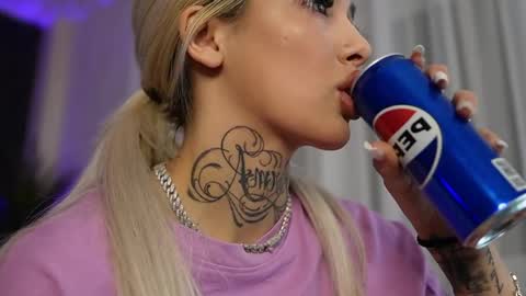 blondie_muller online show from 18, 3, 2026