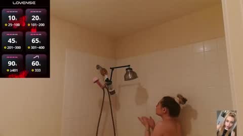 Snapshot of blondiebubblebooty chatting on 4, 3, 2026 Bubbles online show from 4, 3, 2026