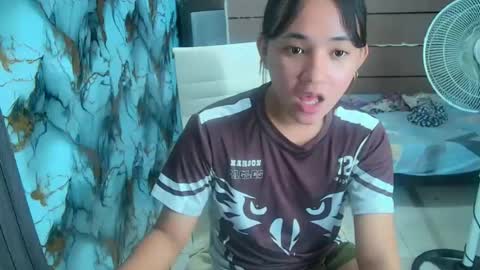 Snapshot of blondina_twinx chatting on 5, 7, 2026 blondina_twinx online show from 5, 7, 2026