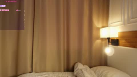 blondoll online show from 19, 4, 2026