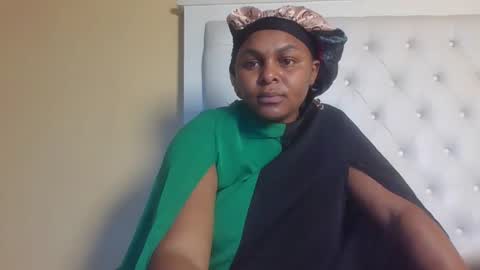 Snapshot of blondykiki chatting on 12, 10, 2025 Blondykiki online show from 12, 10, 2025