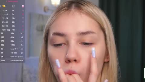 Adeline online show from 22, 3, 2026