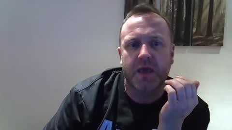Snapshot of blue_eyes_paul chatting on 8, 4, 2026 blue_eyes_paul online show from 8, 4, 2026