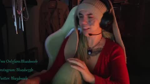 Snapshot of bluedweeb chatting on 19, 2, 2025 Blue online show from 19, 2, 2025