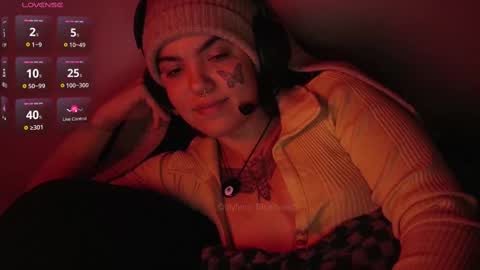 Snapshot of bluedweeb chatting on 28, 9, 2025 Blue online show from 28, 9, 2025