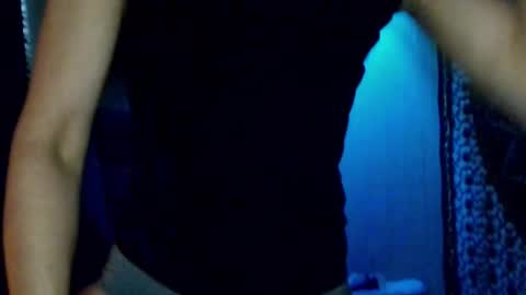 Blueeyedlie online show from 10, 3, 2025