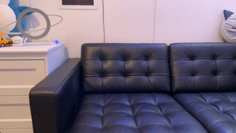 blueeyedtallguy online show from 9, 12, 2024