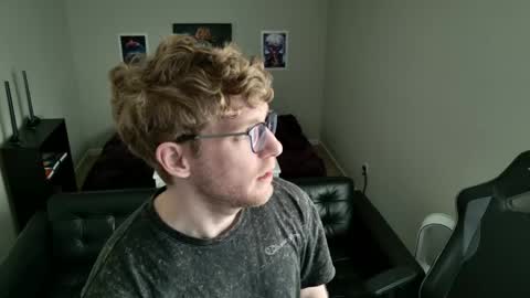 Snapshot of blueeyedtallguy chatting on 23, 3, 2026 blueeyedtallguy online show from 23, 3, 2026