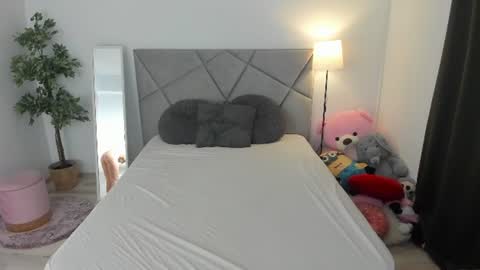 Snapshot of blueeyeslexxxy chatting on 4, 7, 2026 blueeyeslexxxy online show from 4, 7, 2026