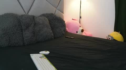 Snapshot of blueeyeslexxxy chatting on 1, 8, 2026 blueeyeslexxxy online show from 1, 8, 2026