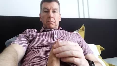 Snapshot of blueeyesteele chatting on 1, 7, 2026 blueeyesteele online show from 1, 7, 2026