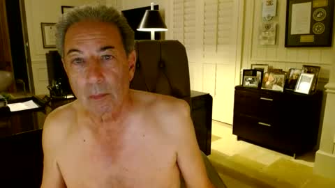 Snapshot of blueisles chatting on 1, 6, 2026 blueisles online show from 1, 6, 2026