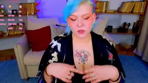 Hi my name is Lunaray online show from 29, 9, 2025