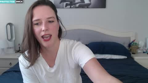 Snapshot of bluexstacey chatting on 8, 5, 2026 Stacey online show from 8, 5, 2026