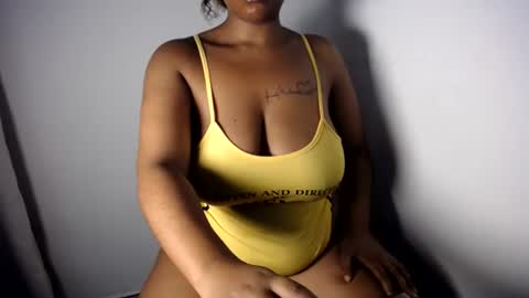 Snapshot of blueyivy chatting on 7, 7, 2026 Babygirl online show from 7, 7, 2026