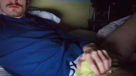 Snapshot of bluezed4 chatting on 29, 10, 2025 blue online show from 29, 10, 2025