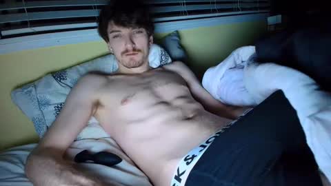 Snapshot of bluezed4 chatting on 8, 1, 2026 blue online show from 8, 1, 2026