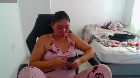 Snapshot of blumbum chatting on 30, 4, 2026 Hey guysI am BrendaWelcome my room online show from 30, 4, 2026