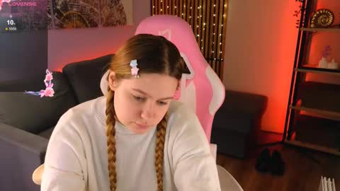 Snapshot of blush_ellie chatting on 3, 3, 2025 Ellie3 online show from 3, 3, 2025
