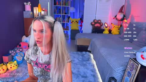 Mikki chan online show from 17, 1, 2025