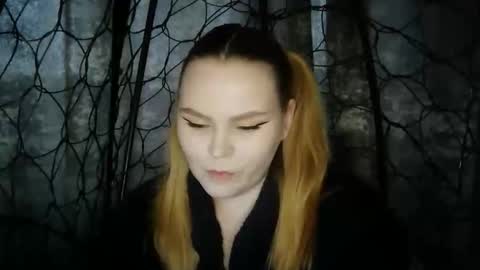 blushing_star online show from 29, 11, 2025