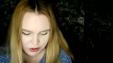 blushing_star online show from 5, 12, 2025