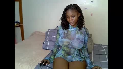 Snapshot of blushyhoney chatting on 17, 5, 2026 blushyhoney online show from 17, 5, 2026