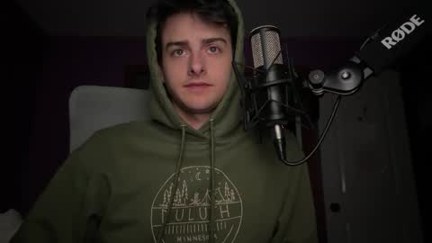 Snapshot of bluskyzz chatting on 12, 1, 2026 BluSky online show from 12, 1, 2026