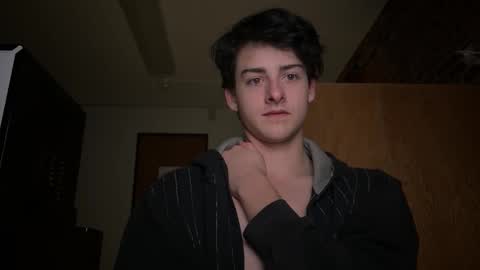 Snapshot of bluskyzz chatting on 14, 1, 2026 BluSky online show from 14, 1, 2026