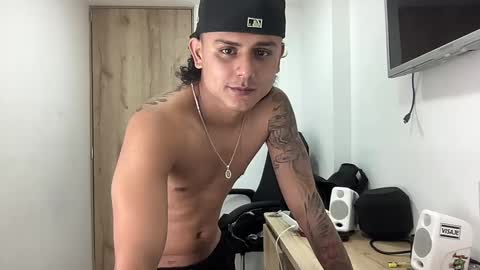Snapshot of bob_pettersonn chatting on 26, 9, 2025 Bob  INDEPENDENT MODEL online show from 26, 9, 2025