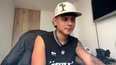 Bob  INDEPENDENT MODEL online show from 29, 3, 2026