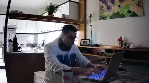 Snapshot of bobber_30 chatting on 15, 11, 2025 Bobber online show from 15, 11, 2025