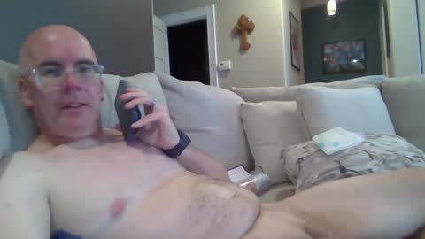 Snapshot of bobblehead31382 chatting on 31, 7, 2026 bobblehead31382 online show from 31, 7, 2026