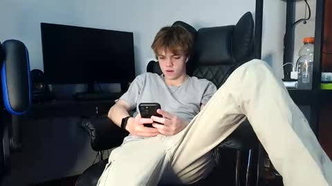 bobby72738 online show from 23, 11, 2025