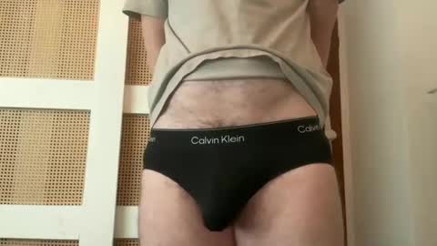 Snapshot of bobbybrownshoozz chatting on 2, 3, 2026 bobbybrownshoozz online show from 2, 3, 2026