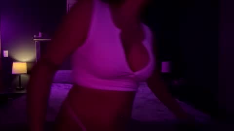 milf online show from 17, 5, 2026