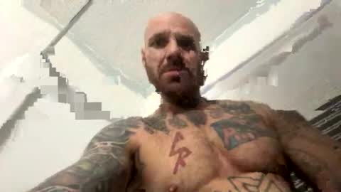 Snapshot of bodyart85_19 chatting on 11, 1, 2025 Bodyart85 19 online show from 11, 1, 2025