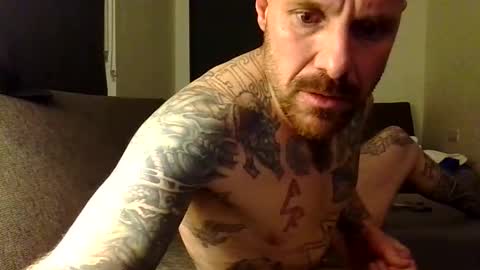 Snapshot of bodyart85_19 chatting on 7, 11, 2025 Bodyart85 19 online show from 7, 11, 2025