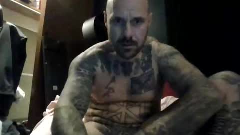 Snapshot of bodyart85_19 chatting on 18, 1, 2026 Bodyart85 19 online show from 18, 1, 2026