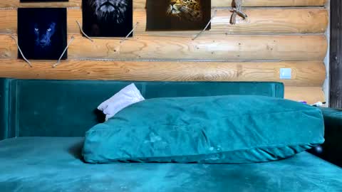 Snapshot of bohemianrhapsody1 chatting on 3, 12, 2025 Nail and Olivia online show from 3, 12, 2025