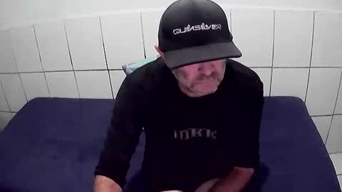 Cesar Augusto Pierdona online show from 21, 12, 2025