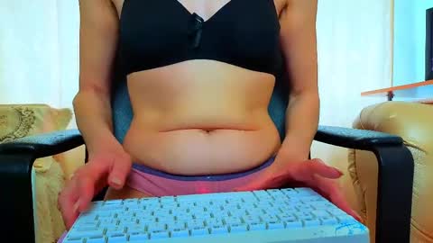 Mia online show from 17, 4, 2026