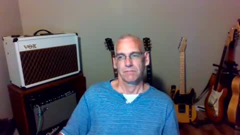 Snapshot of bomec40 chatting on 15, 7, 2026 Carl online show from 15, 7, 2026