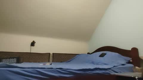 Snapshot of bondsuckslut chatting on 28, 2, 2026 borntosuck online show from 28, 2, 2026