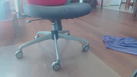 Snapshot of bone2play chatting on 25, 2, 2026 FRECKLES online show from 25, 2, 2026