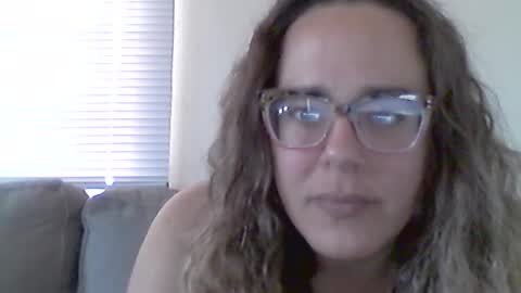 bongmamabear online show from 6, 7, 2026