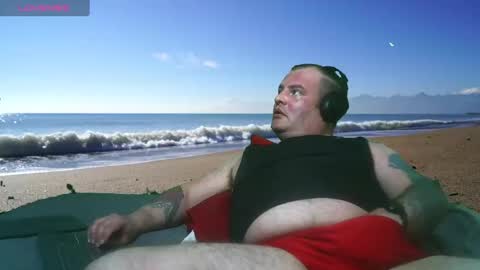 Snapshot of bongolian chatting on 8, 1, 2025 SkullBone online show from 8, 1, 2025